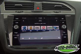 Volkswagen Tiguan 1.5 TSI Automaat Pano Camera Digi Dash Navi ACT Highline Business R picture 7