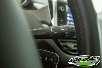 Peugeot 2008 1.2 PureTech 105.313 km Pano Airco Navi Blue Lion picture 18