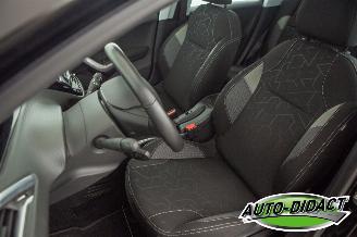 Peugeot 2008 1.2 PureTech 105.313 km Pano Airco Navi Blue Lion picture 27