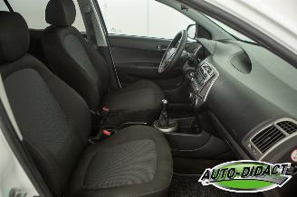 Hyundai I-20 1.3 Airco picture 19
