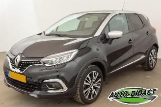 Damaged car Renault Captur 1.2 TCe 91.432 km Leder Camera Pano Clima Navi Initiale Paris 2018/6