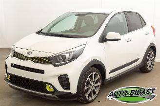 krockskadad bil auto Kia Picanto 1.0 X-Line 44.516 km Airco Navi Camera Leder 2019/8
