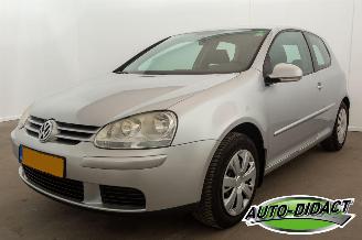 Vaurioauto  passenger cars Volkswagen Golf 1.4 Optive Airco 2008/2