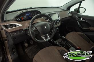 Peugeot 2008 1.6 HDi 68KW picture 12