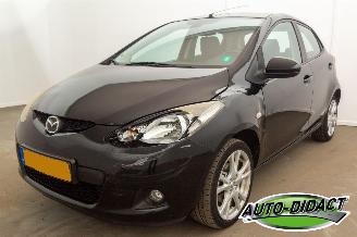 krockskadad bil auto Mazda 2 1.3 Airco 2010/6