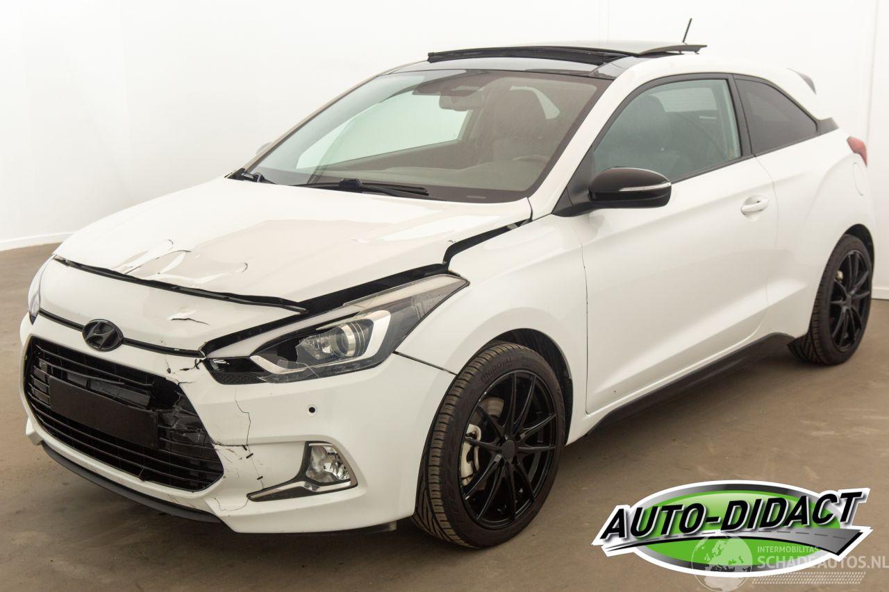 Hyundai I-20 Coupé 1.0 69.916 km Open Pano Clima Navi Camera