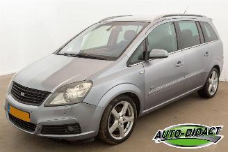 Coche accidentado Opel Zafira 2.2 Automaat 7p Cosmo 2006/9