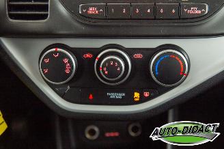 Kia Picanto 1.0 Fusion 140.239 km Carpas picture 8