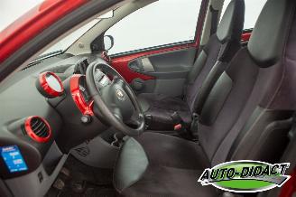 Toyota Aygo 1.0-12V Automaat Airco Aspiration Red Navigator picture 22