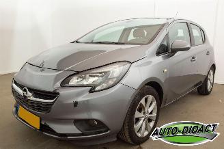 krockskadad bil auto Opel Corsa 1.0 87.471 km NAP Turbo Edition 2018/4