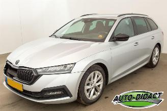 Voiture accidenté Skoda Octavia 1.0 e-TSI Automaat 102.183 km Digi Dash Sport Business 2021/1