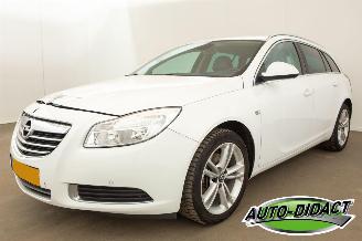 krockskadad bil auto Opel Insignia 1.6 T  132 KW Edition Navi Clima Leder 2010/11