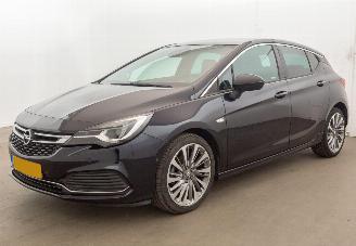 Käytettyjen passenger cars Opel Astra Astra 1.4 Clima Navi Camera 53.471 km Innovation 2018/4
