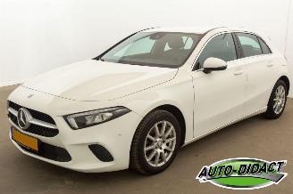 Voiture accidenté Mercedes A-klasse A200 Automaat Digi Dash Motorschade Premium 2019/4