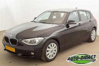 skadebil auto BMW 1-serie 116i  Airco Leder Navi Stoelverwarming Upgrade Edition 2012/12