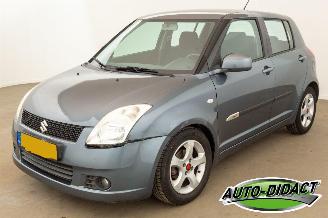 škoda osobní automobily Suzuki Swift 1.3 Shogun Airco 2006/6
