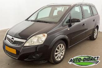 krockskadad bil auto Opel Zafira 2.2 Airco 7p. Temptation 2008/3