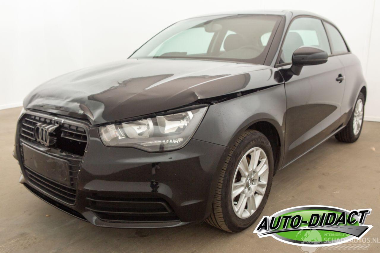 Audi A1 1.4 TFSI 72.800 km Carpas Airco Pano Attraction
