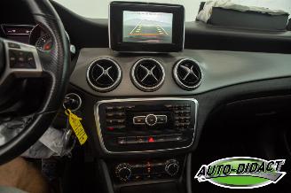 Mercedes Cla-klasse 200 Edition 1 Open dak picture 8