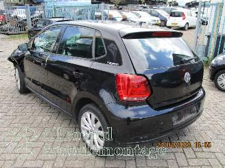 Volkswagen Polo Polo V (6R) Hatchback 1.2 12V BlueMotion Technology (CGPA(Euro 5)) [51=
kW]  (06-2009/03-2014) picture 4