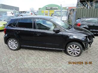 Volkswagen Polo Polo V (6R) Hatchback 1.2 12V BlueMotion Technology (CGPA(Euro 5)) [51=
kW]  (06-2009/03-2014) picture 5