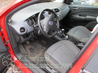 Fiat Bravo Bravo (198A) Hatchback 1.4 T-Jet 16V 120 (198.A.4000(Euro 4)) [88kW]  =
(10-2007/12-2014) picture 9