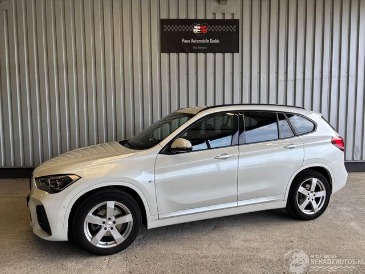 BMW X1 sDrive 18 d M Sport LED / Navigation