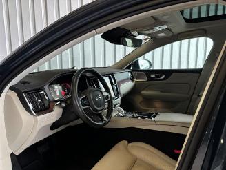 Volvo V-60 Kombi Inscription Plug-In Hybrid AWD picture 10