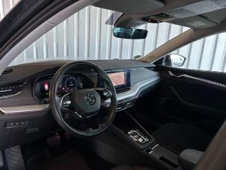 Skoda Octavia 2.0 TDI DSG Combi Style Head-Up picture 10