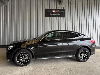 Voiture accidenté Mercedes GLC 250 d 4Matic Coupe AMG-Line 2019/6
