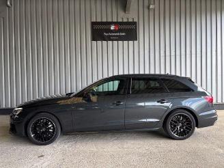Audi A4 Avant 40 TDI S-Line picture 3