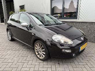 Unfallwagen Fiat Punto Evo 0.9 TwinAir Sport 2013/2