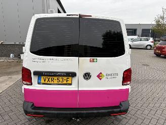 Volkswagen Transporter 2.0 TDI L1H1 81kw picture 21