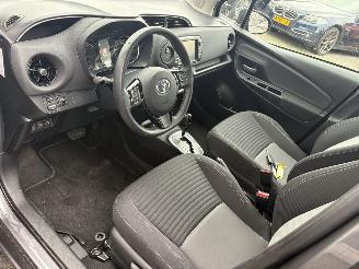 Toyota Yaris 1.5 Hybrid Design picture 24