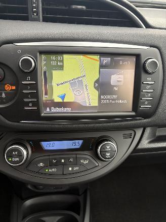 Toyota Yaris 1.5 Hybrid Design picture 18