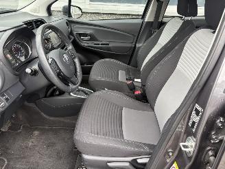 Toyota Yaris 1.5 Hybrid Design picture 6