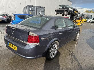 Opel Vectra 1.8 16V Executive Automaat picture 22