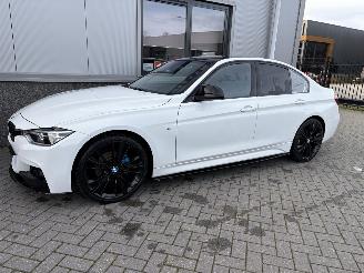 BMW 3-serie 318i M-Sport picture 10