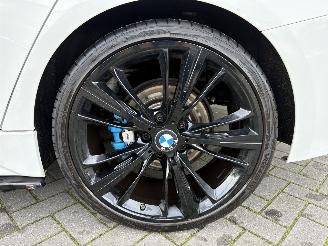 BMW 3-serie 318i M-Sport picture 6