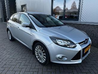 Ford Focus 1.0 Ecoboost Titanium picture 43