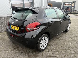 Peugeot 208 1.2 PureTech Blue Lion picture 6