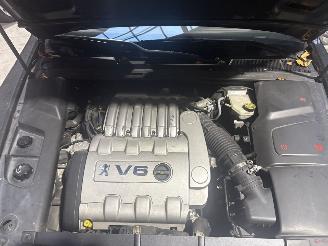 Peugeot 607 3.0 24V Executive Automaat picture 10