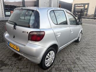 Toyota Yaris 1.3 16V VVT-i Sol Automaat picture 8