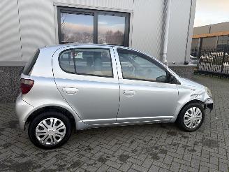 Toyota Yaris 1.3 16V VVT-i Sol Automaat picture 5