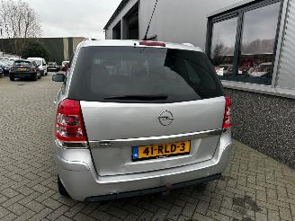 Opel Zafira 1.8 Cosmo. Automaat picture 2