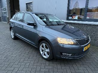 skadebil auto Skoda Rapid Spaceback 1.0TSI Greentech Clever 2019/1