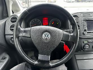 Volkswagen Golf 2.0 FSI Automaat picture 22