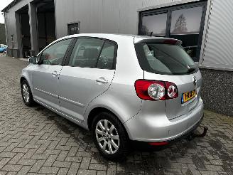 Volkswagen Golf 2.0 FSI Automaat picture 21