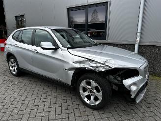 krockskadad bil auto BMW X1 SDRIVE 18D Executive 2010/6