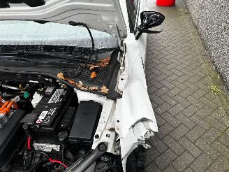 Volkswagen e-Golf e-Golf picture 12